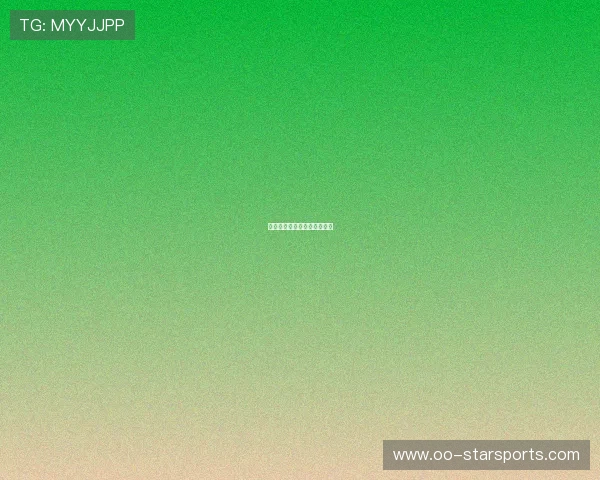 游泳选手水下姿态被画成油画